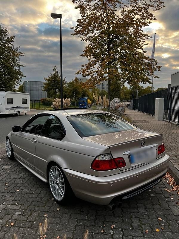 Gebraucht BMW 325 M Sport 192 PS (141 kW) 2003 Coupé
