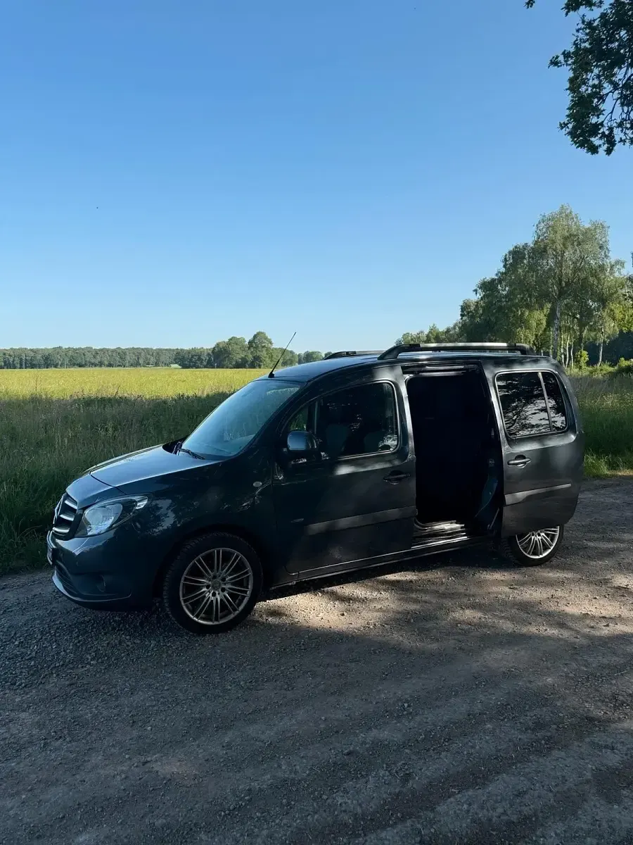 Gebraucht Mercedes Citan 109 90 PS (66 kW) 2013 Grau Limousine