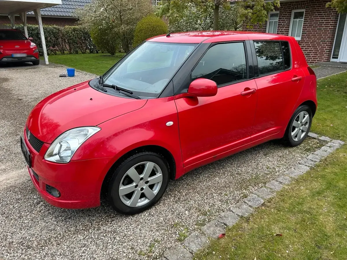 Gebraucht Suzuki Swift 92 PS (67 kW) 2007 Rot Kleinwagen