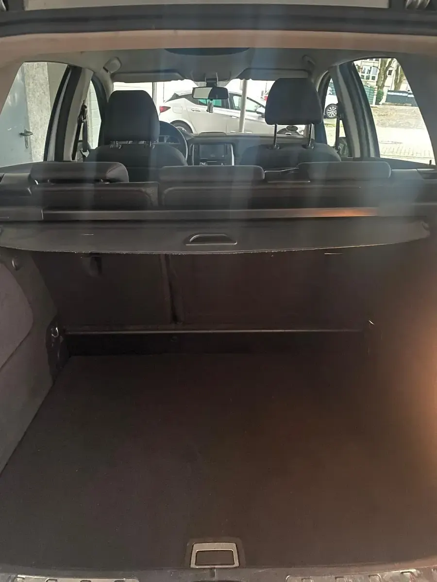 Gebraucht Mercedes B200 140 PS (102 kW) 2010 Silber Van / Kleinbus