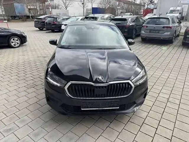 Gebraucht Skoda Fabia Active 65 PS (47 kW) 2022 Schwarz Kleinwagen