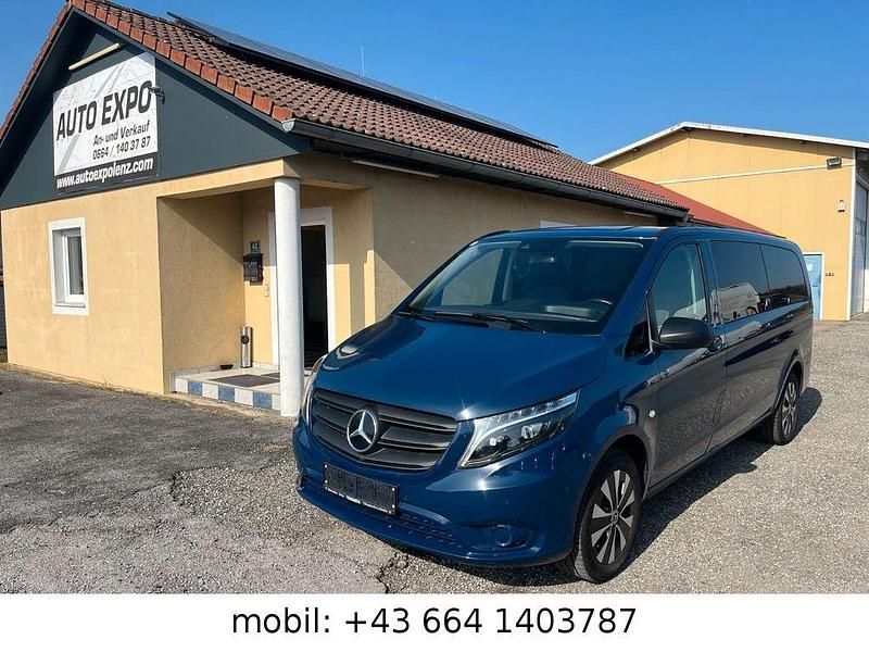 Gebraucht Mercedes Vito 237 PS (174 kW) 2023 Blau Van