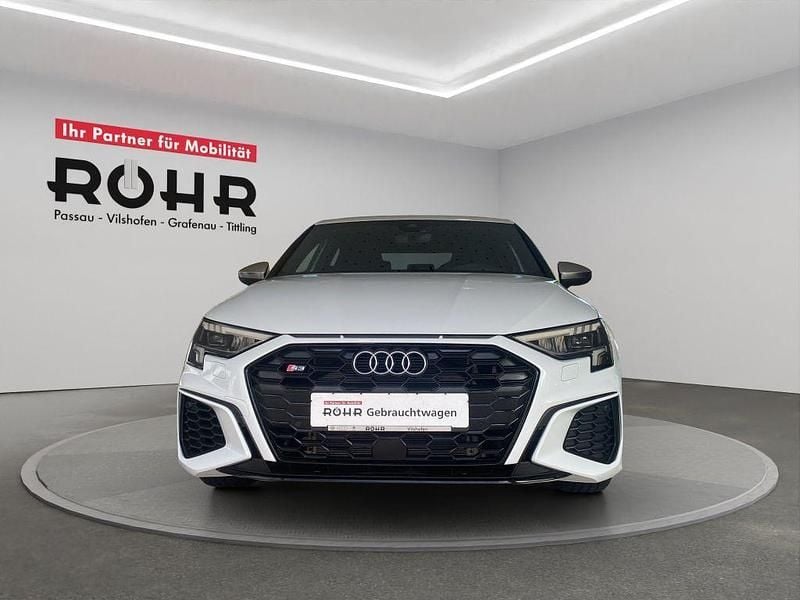 Gebraucht Audi S3 Ambiente 310 PS (228 kW) 2024 Gletscherweissmetallic Limousine