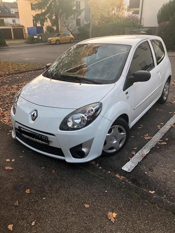Weiß Gebraucht 2011 Renault Twingo Kleinwagen | 1.950 € (Guter Preis) - Bild 1/4