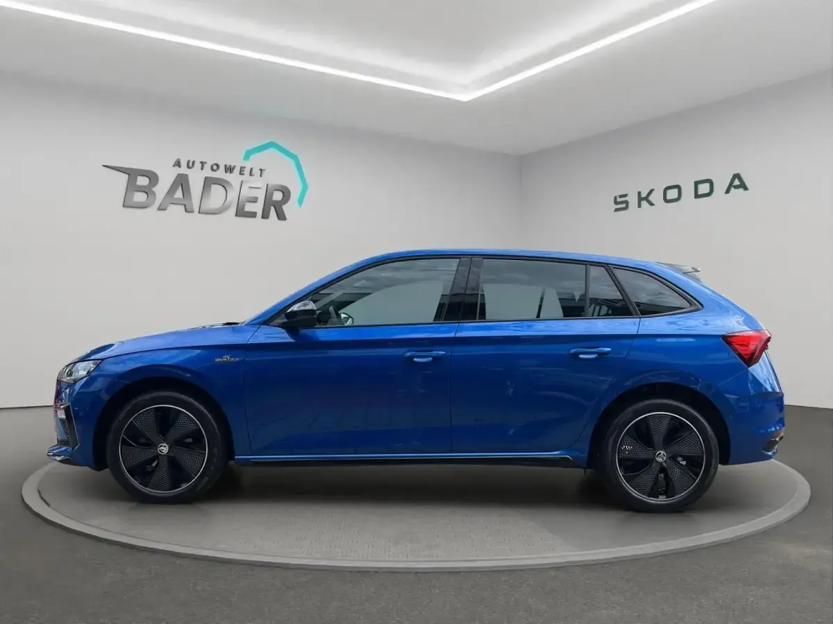 Gebraucht Skoda Scala Monte Carlo 150 PS (110 kW) 2024 Raceblau metallic Kleinwagen