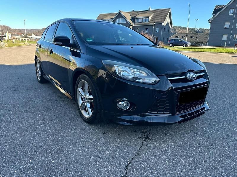 Gebraucht Ford Focus ST-Line 150 PS (110 kW) 2013 Schwarz Limousine