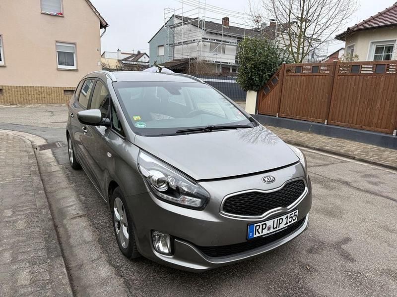Gebraucht Kia Carens Edition 7 136 PS (100 kW) 2015 Silber Van / Kleinbus