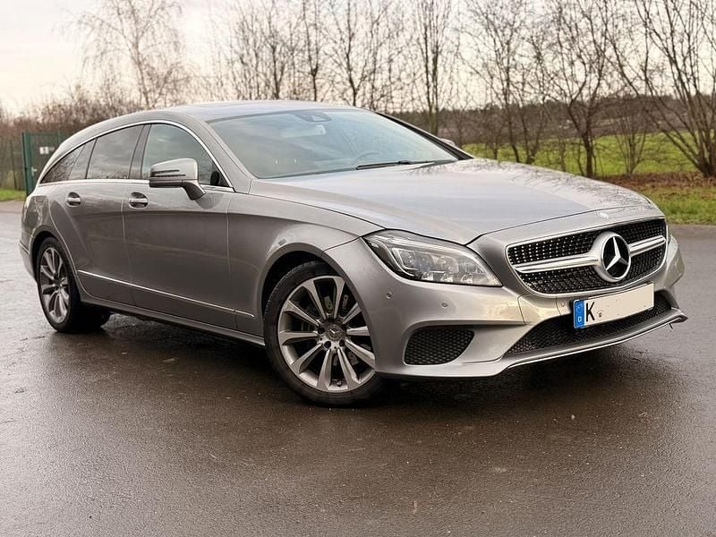 Gebraucht Mercedes CLS220 Shooting Brake 170 PS (125 kW) 2015 Grau Kombi
