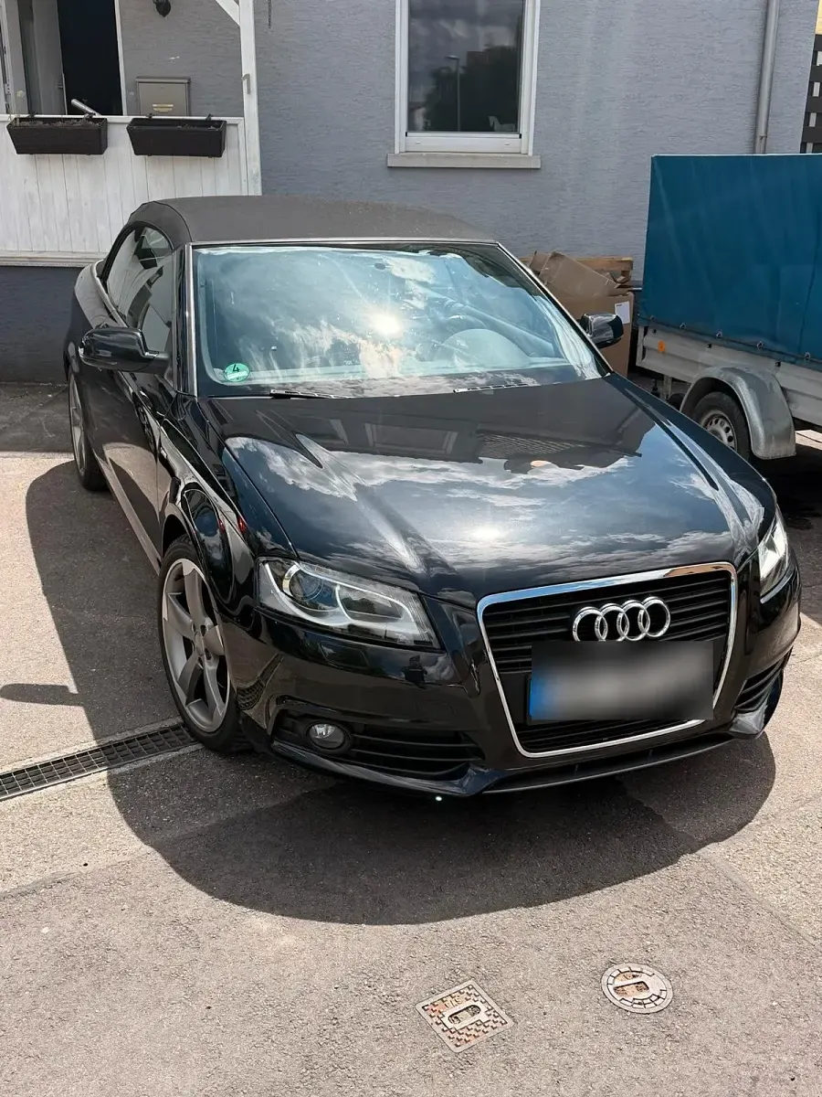 Gebraucht Audi A3 Cabriolet 125 PS (91 kW) 2012 Schwarz Cabrio