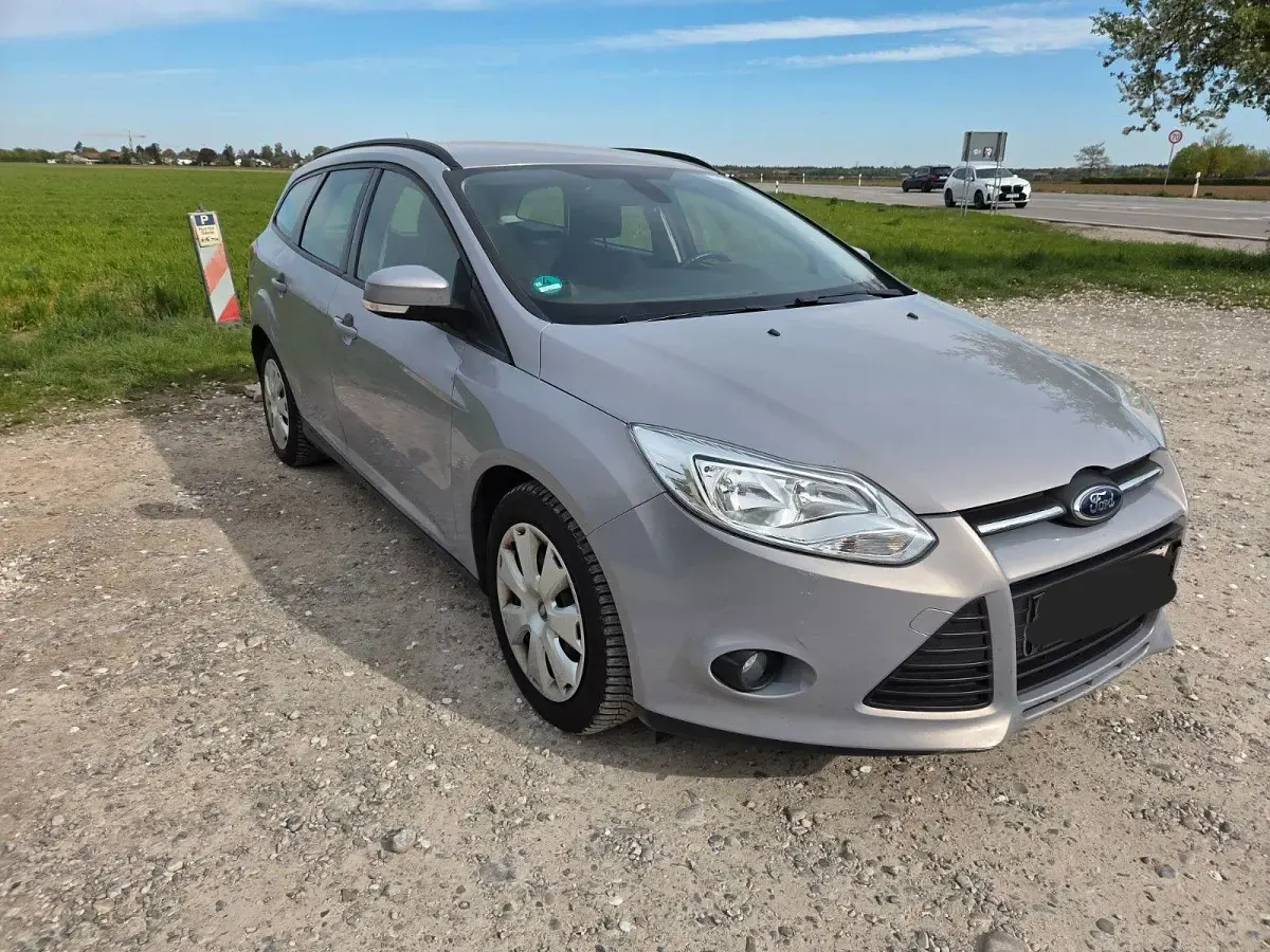 Second-hand Ford Focus Trend 116 CP (85 kW) 2012 Gri Break