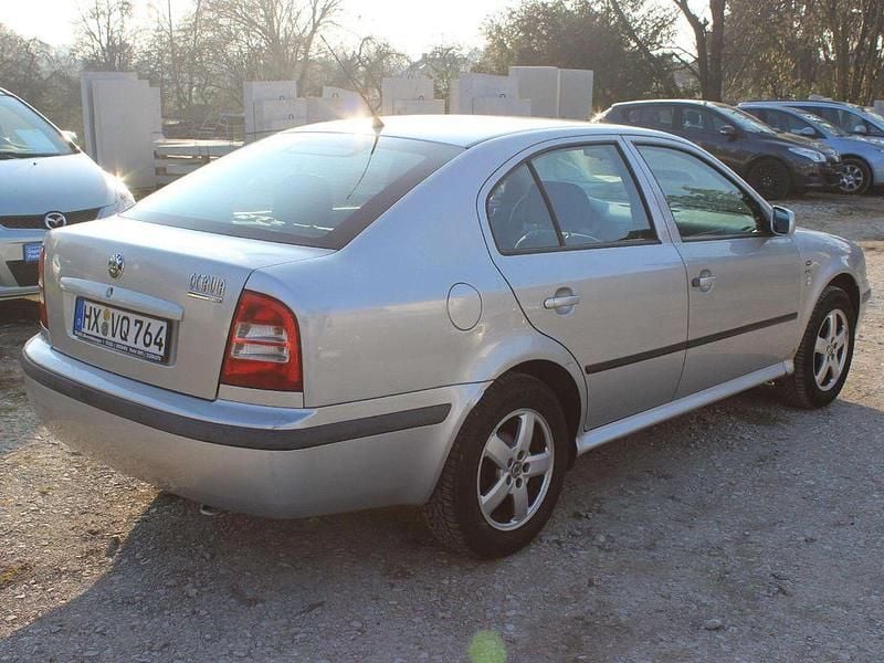 Gebraucht Skoda Octavia 116 PS (85 kW) 2001 Silber Limousine