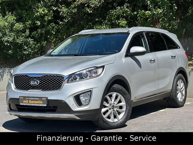 Silber Gebraucht 2015 Kia Sorento 2 SUV | 15.490 € (Superpreis) - Bild 1/4