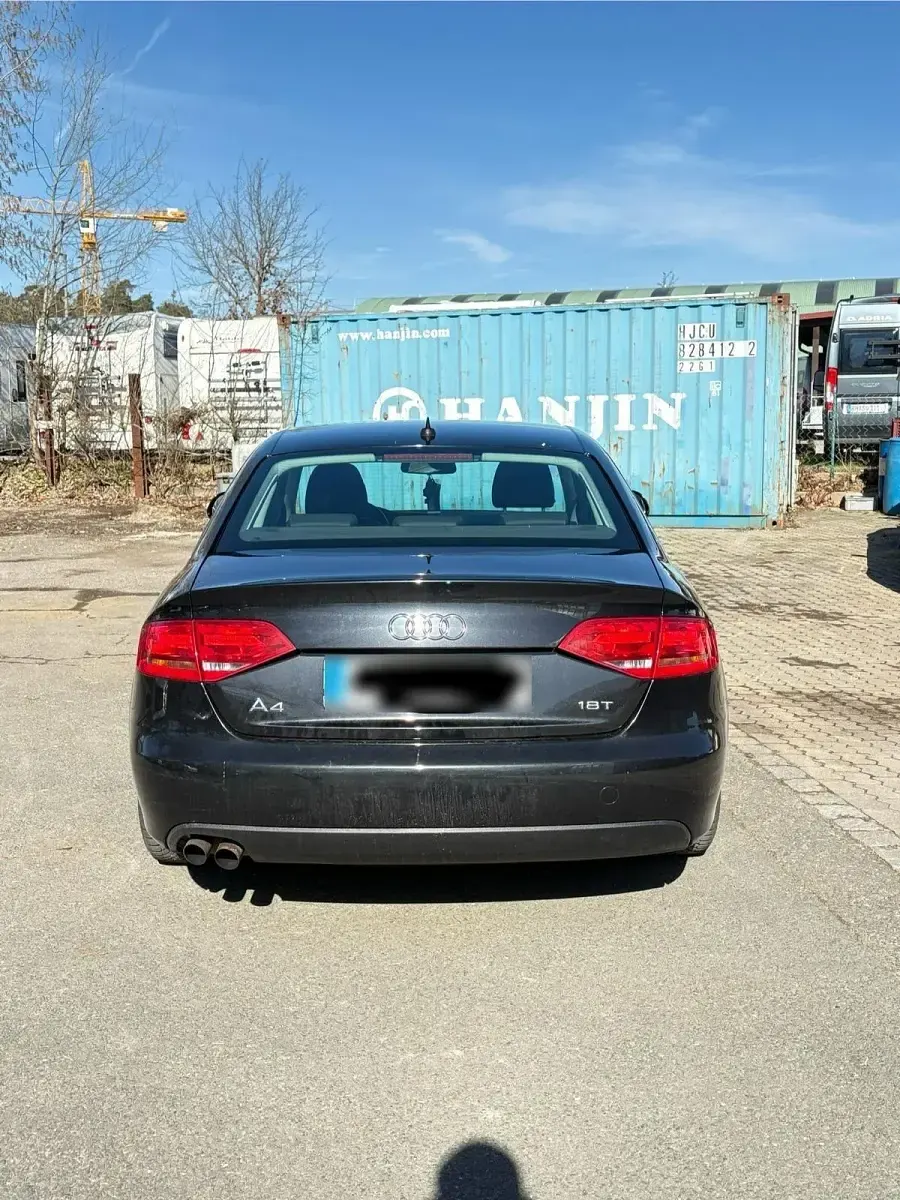 Gebraucht Audi A4 160 PS (117 kW) 2008 Schwarz Limousine