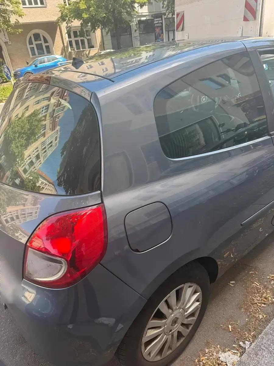 Gebraucht Renault Clio 55 PS (40 kW) 2009 Grau Kleinwagen
