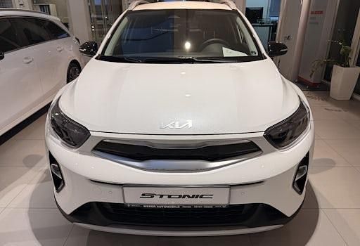 Neu Kia Stonic 100 PS (73 kW) 2025 Weiß SUV