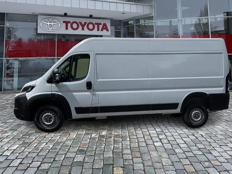 Gebraucht Toyota Proace H2 205 kW (279 PS) 2024 Weiss Van / Kleinbus