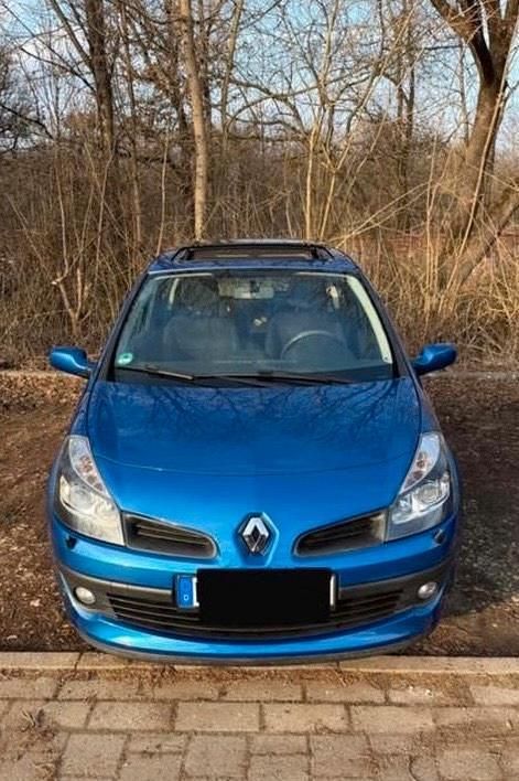 Blau Gebraucht 2006 Renault Clio II Kleinwagen | 3.230 € (Fairer Preis) - Bild 1/4