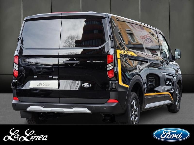 Neu Ford Transit Custom 150 PS (110 kW) 2026 Schwarz Van