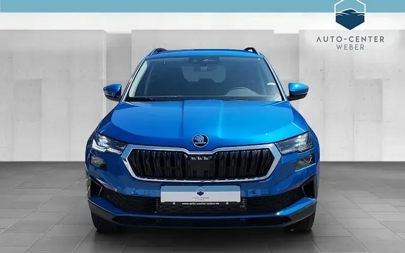 Neu Skoda Karoq 150 PS (110 kW) 2026 Blau SUV