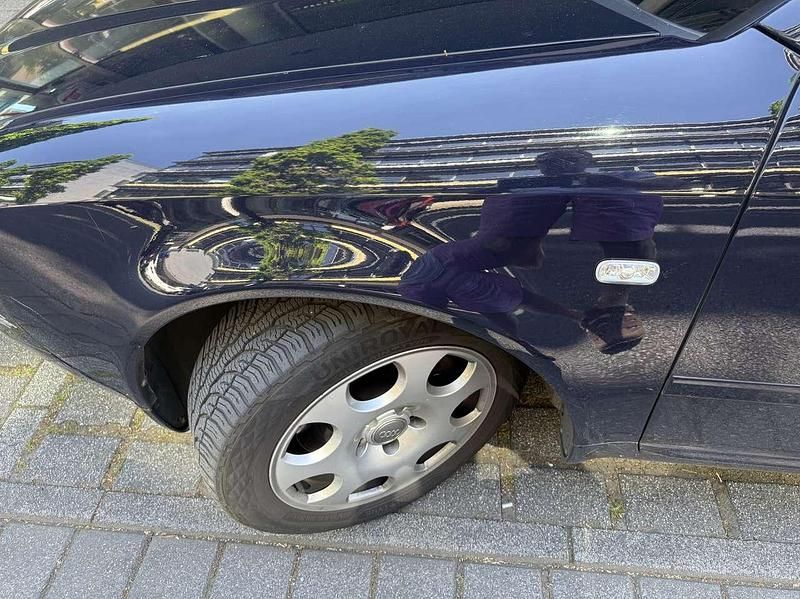 Blau Gebraucht 2003 Audi A6 Comfort Kombi | 2.990 € (Fairer Preis) - Bild 1/4