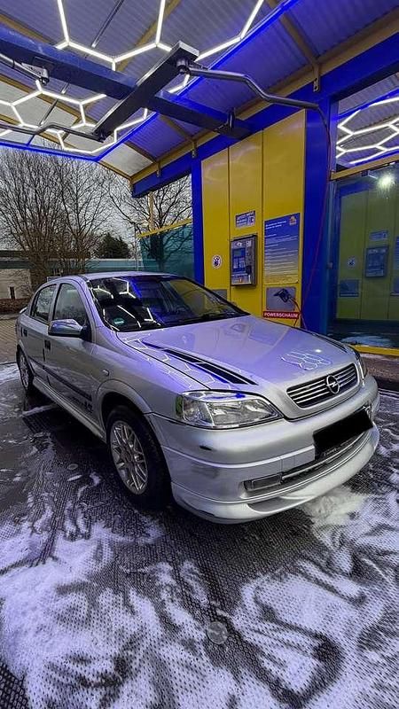 Gebraucht Opel Astra Classic Edition 75 PS (55 kW) 2000 Limousine