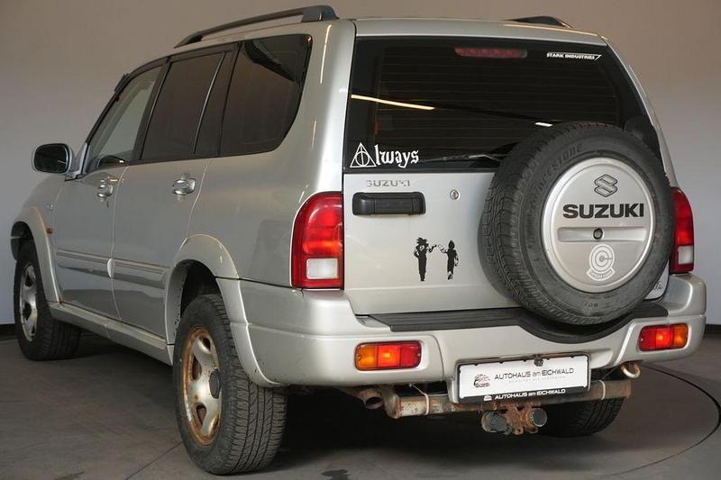 Gebraucht Suzuki Grand Vitara 173 PS (127 kW) 2003 Silber SUV