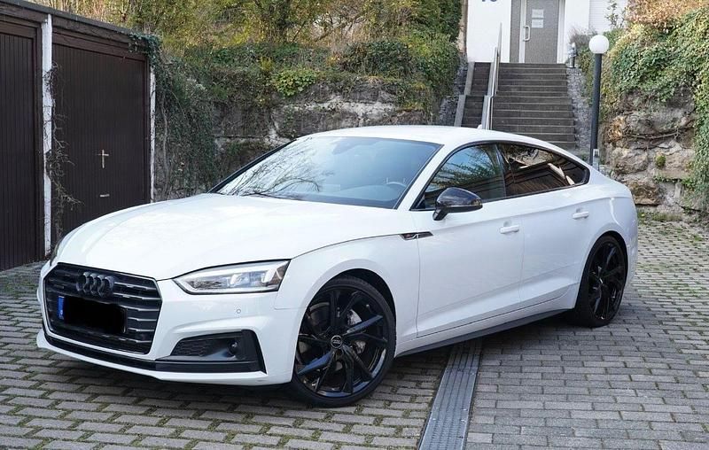 Gebraucht Audi A5 Sportback Sport 252 PS (185 kW) 2018 Weiß Kleinwagen