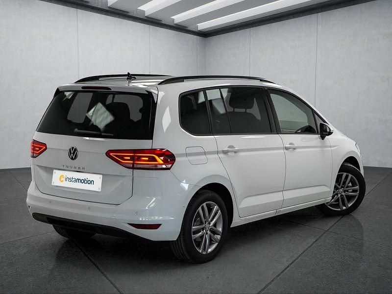 Neu VW Touran 150 PS (110 kW) 2026 Weiß Van / Kleinbus