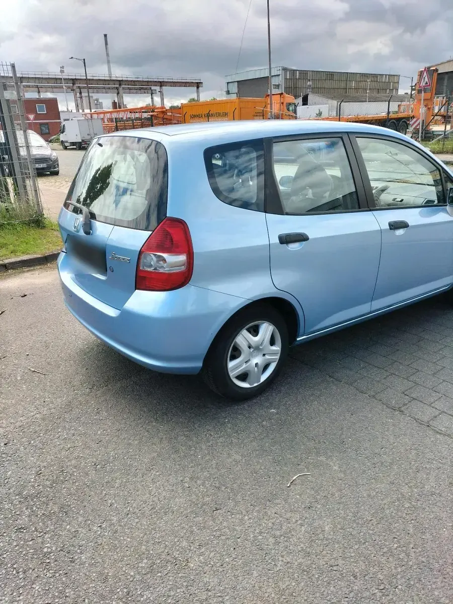 Gebraucht Honda Jazz 81 PS (59 kW) 2003 Blau Kleinwagen