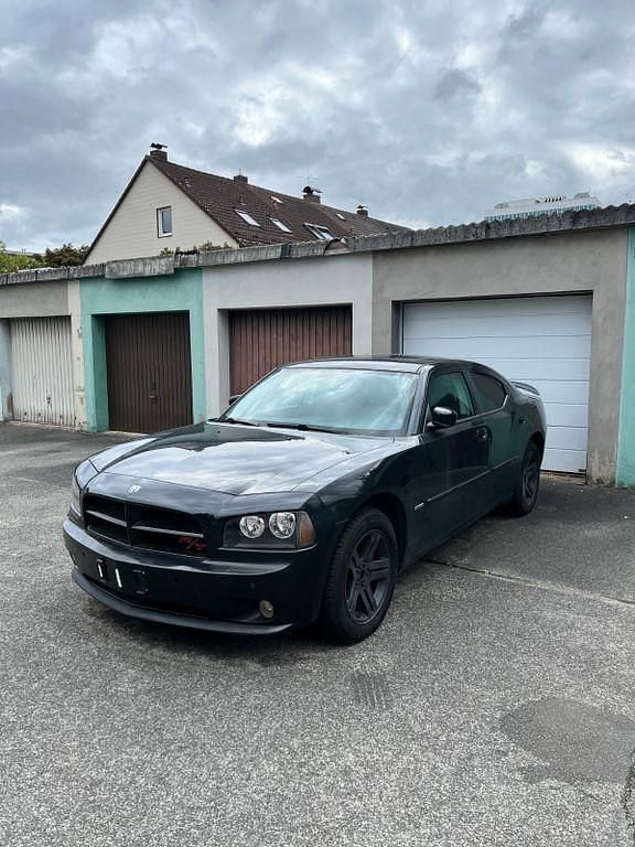 Schwarz Gebraucht 2010 Dodge Charger Limousine | 19.000 € (Etwas zu teuer) - Bild 1/4