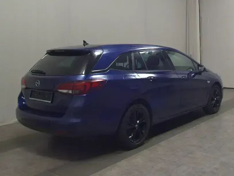 Gebraucht Opel Astra Ultimate 131 PS (96 kW) 2022 Nautic blau Kleinwagen