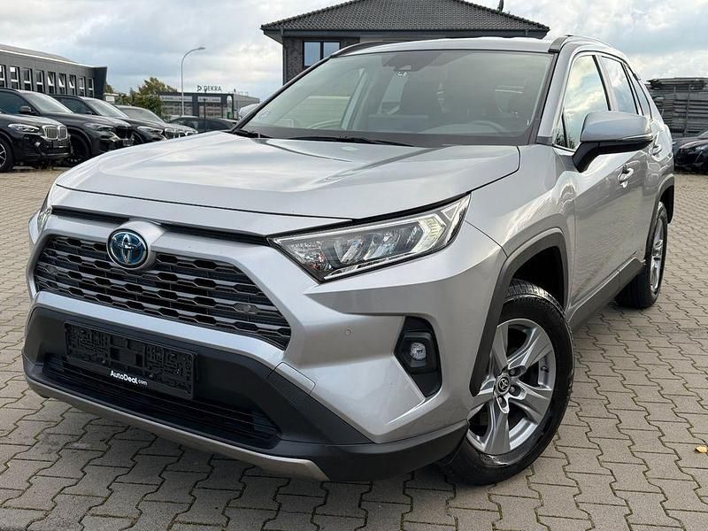Silber Gebraucht 2023 Toyota RAV4 Hybrid Business Edition SUV | 34.986 € (Superpreis) - Bild 1/4