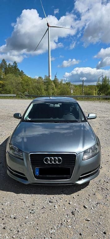 Second-hand Audi A3 Attraction 125 CP (91 kW) 2012 Gri Hatchback