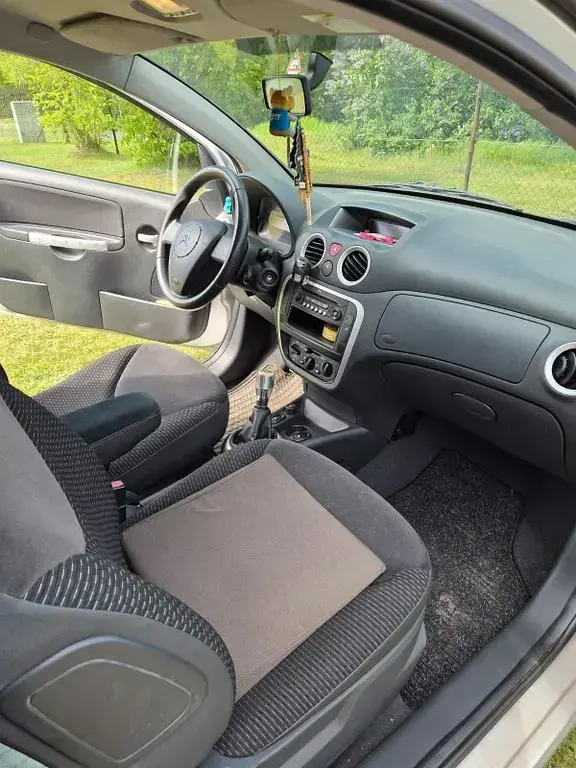 Gebraucht Citroën C2 Style 73 PS (53 kW) 2008 Silber Kleinwagen
