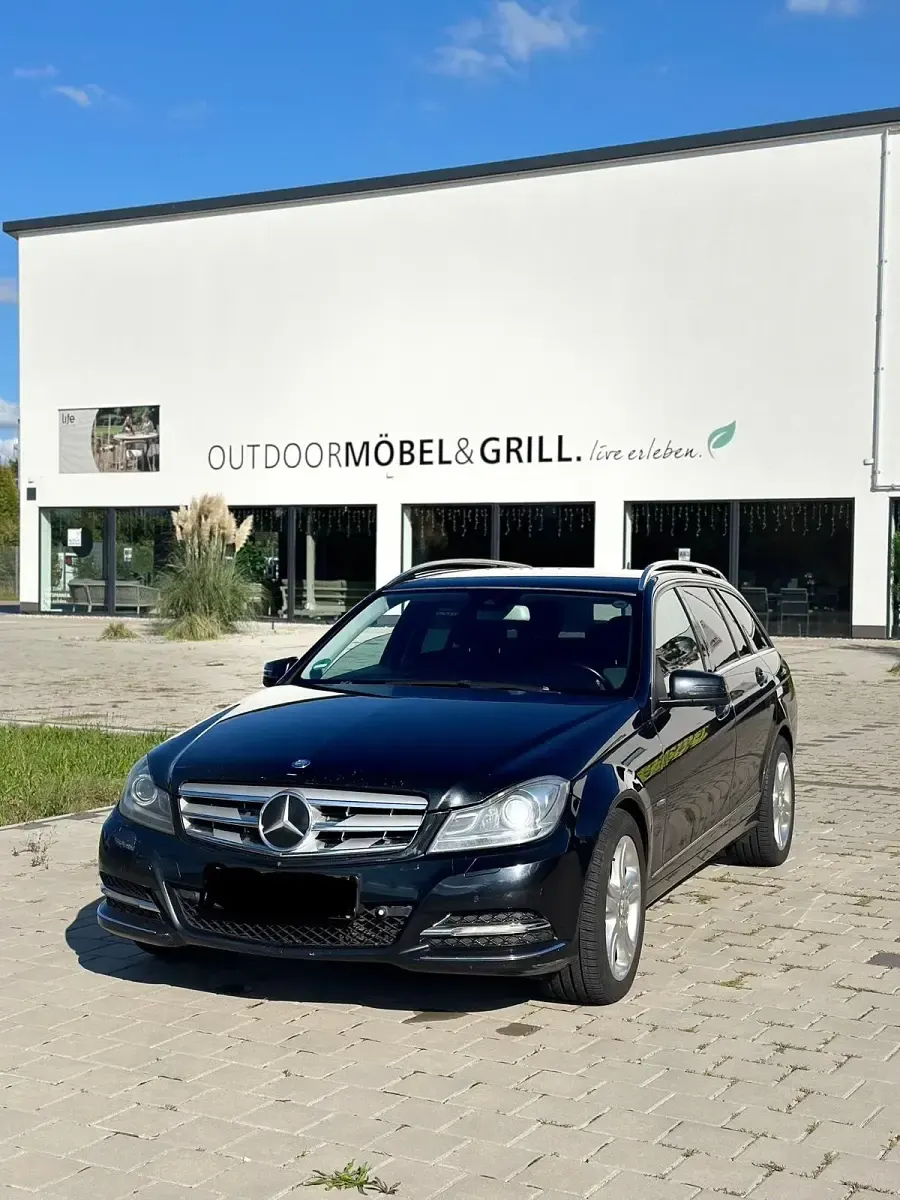 Gebraucht Mercedes C250 204 PS (150 kW) 2011 Schwarz Kombi
