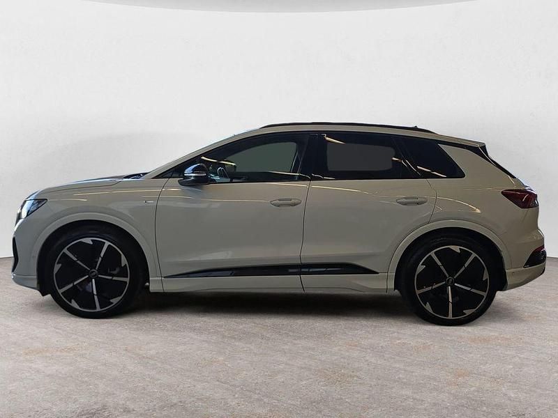 Gebraucht Audi Q4 e-tron S-Line 219 kW (299 PS) 2023 Gletscherweiß metallic SUV