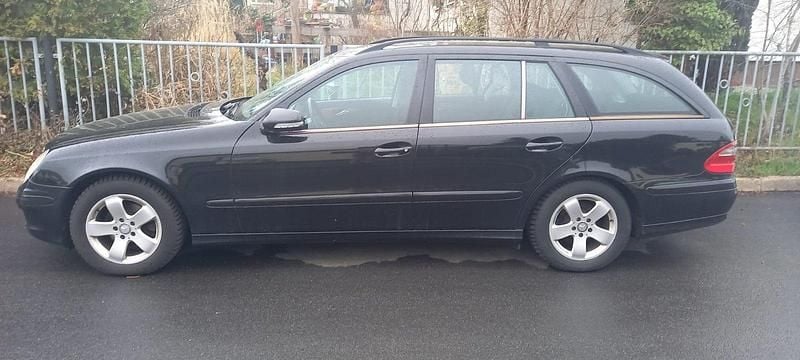 Gebraucht Mercedes E200 136 PS (100 kW) 2008 Schwarz Kombi