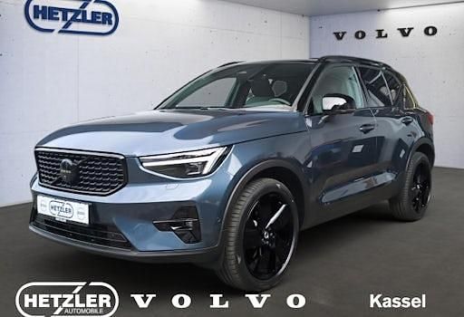 Neu Volvo XC40 Plus 197 PS (144 kW) 2025 Blau SUV