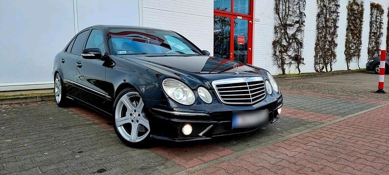 Gebraucht Mercedes E320 2006 Braun Limousine
