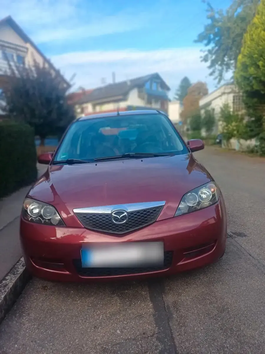 Usata Mazda 2 80 CV (58 kW) 2007 Rosso Utilitaria