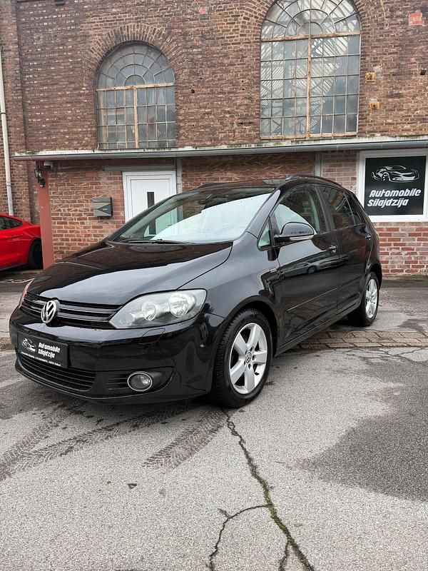 Gebraucht VW Golf VI 105 PS (77 kW) 2011 Schwarz Kleinwagen