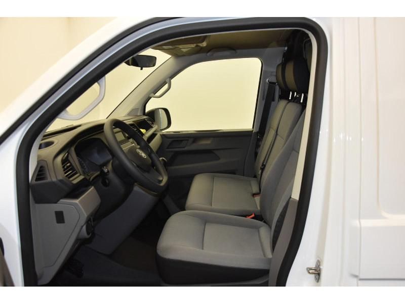 Gebraucht VW T6.1 110 PS (80 kW) 2022 Weißgrau Van