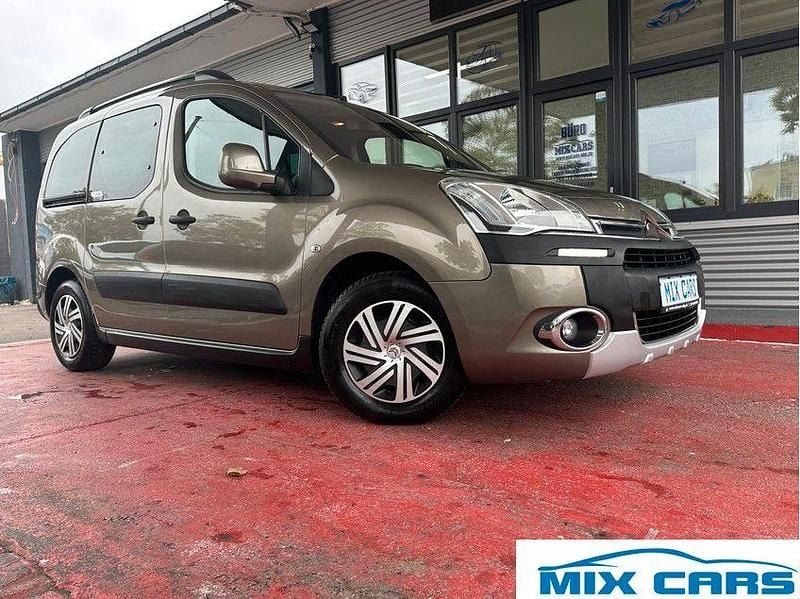 Braun Gebraucht 2012 Citroën Berlingo XTR Van / Kleinbus | 4.470 € (Guter Preis) - Bild 1/3