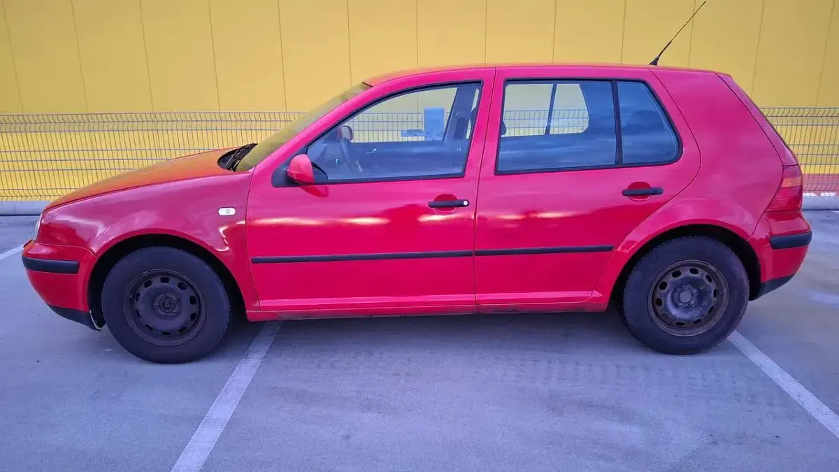 Brugt VW Golf III 75 HK (55 kW) 1999 Rød Sedan