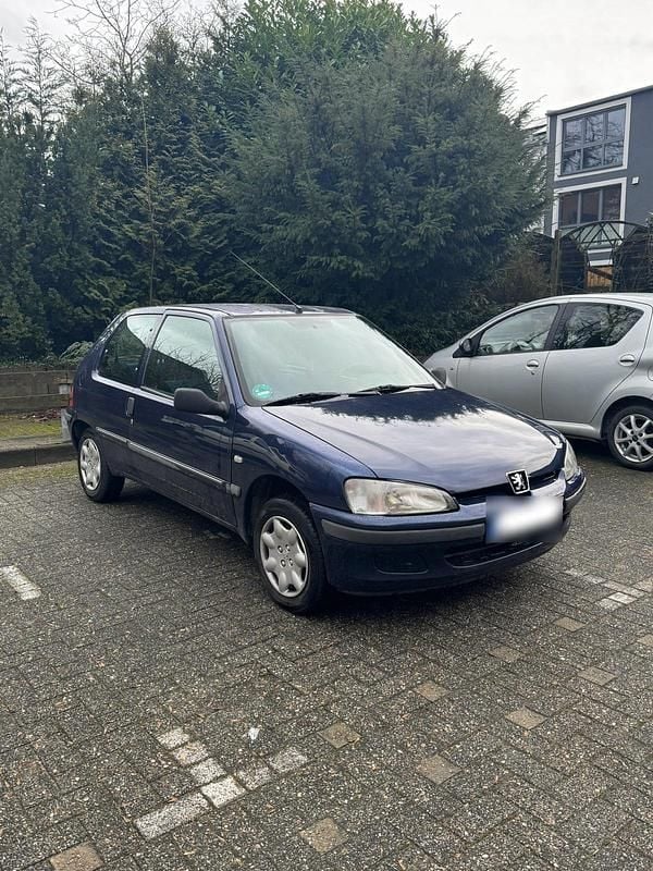 Gebraucht Peugeot 106 60 PS (44 kW) 2002 Blau Kleinwagen