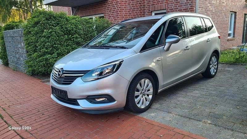 Silber Gebraucht 2019 Opel Zafira S Van / Kleinbus | 6.900 € (Fairer Preis) - Bild 1/4