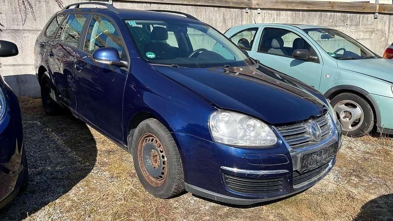 Gebraucht VW Golf V 105 PS (77 kW) 2008 Shadow blue metallic Kombi