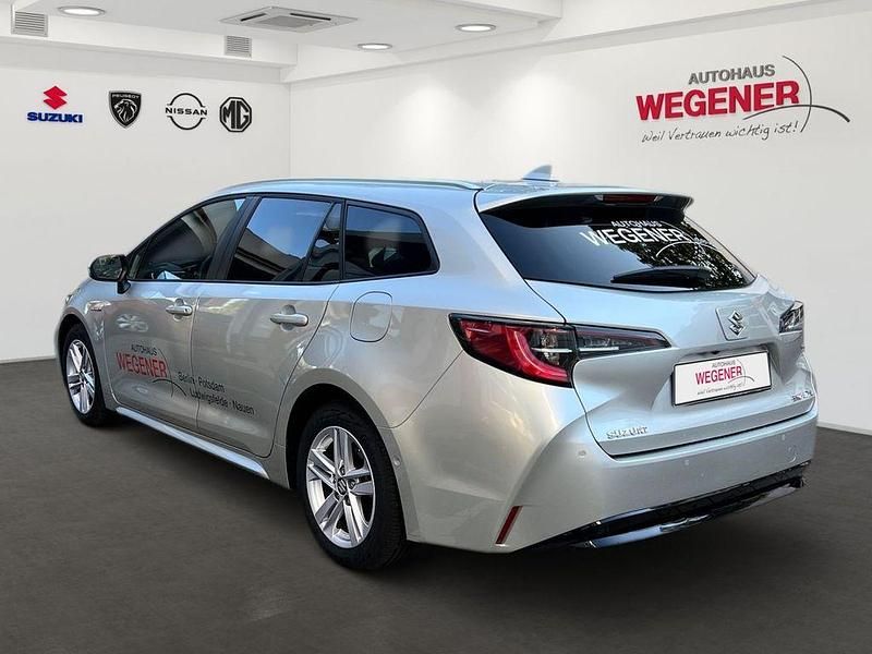 Gebraucht Suzuki Swace Comfort+ 122 PS (89 kW) 2022 Precious silver Kombi