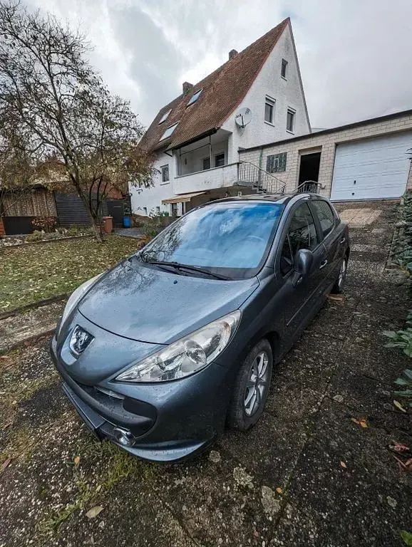 Gebraucht Peugeot 207 Platinum 150 PS (110 kW) 2009 Grau Limousine