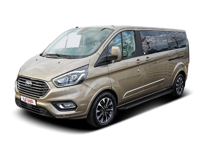 Silber Gebraucht 2019 Ford Tourneo Custom Titanium Van | 36.950 € - Bild 1/4